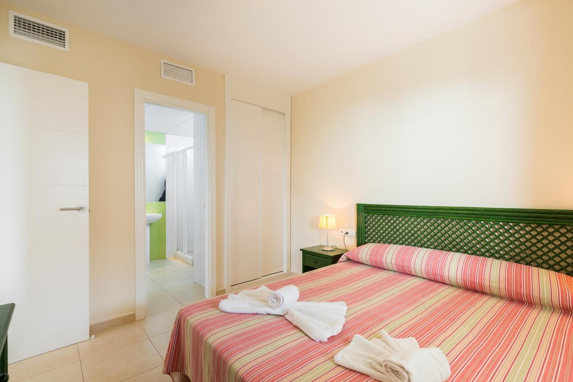Apartamento Larimar - Plusholidays กัลเป ภายนอก รูปภาพ